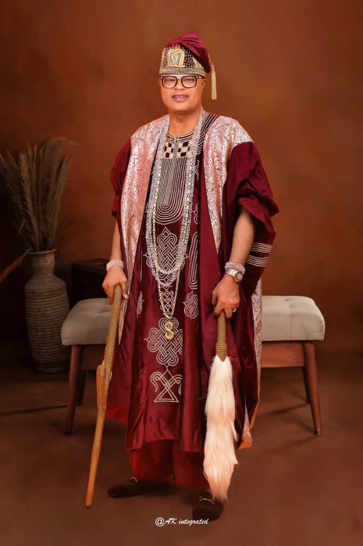 Olu of Iwa and Apapa kingdom, Oba Oyekunle Moroof Atanda Amodu Tijani Oluwa,