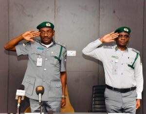 R - L: Comptroller Emmanuel Oshoba and ACG Babatunde Olomu during the hand over ceremony at Apapa on Monday 8, September 2025