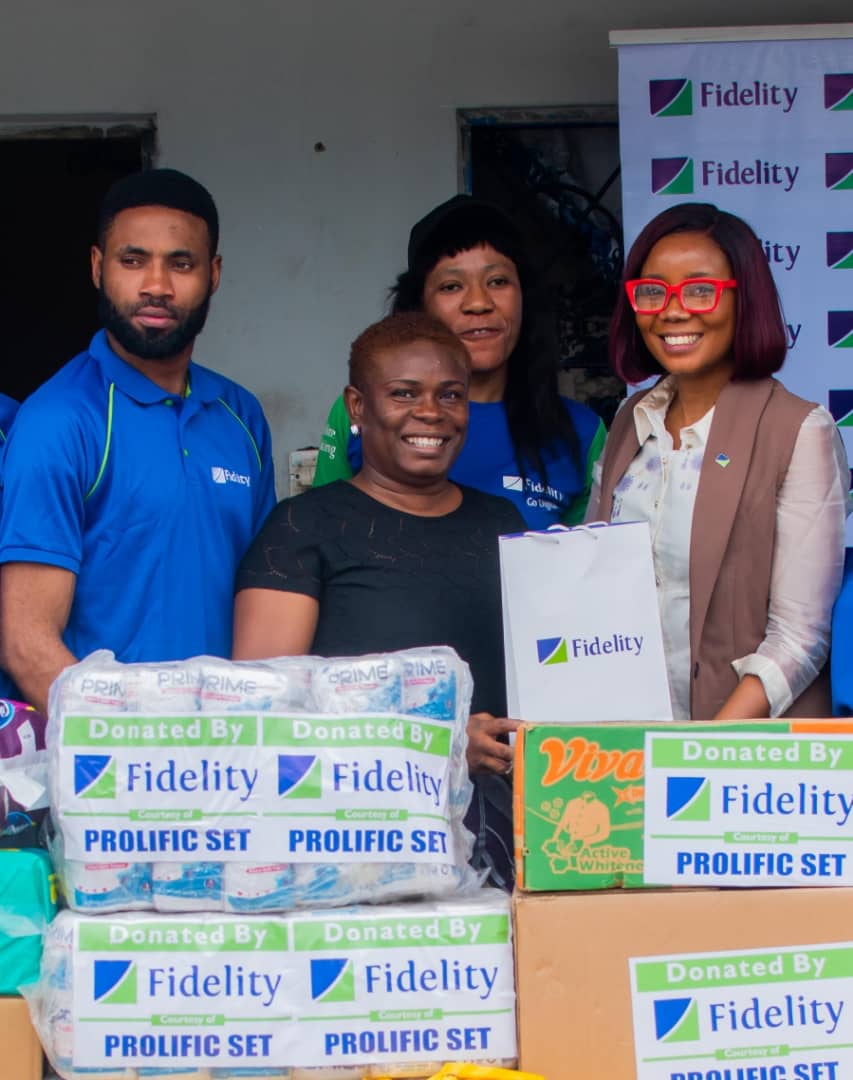 L-R: Igwe Quincy Chibuike, Team Member, Prolific Inductees Class of 2025, Fidelity Bank Plc; Adetutu Ipaye, Director, Old People’s Home, Yaba; Adeeso Olabisi Tawakalitu, Team Member, Prolific Inductees Class of 2025, Fidelity Bank Plc; and Tolulope Rojaiye, Products Marketing Partner, Fidelity Bank Plc; at the Fidelity Helping Hands Programme outreach to the Old People’s Home, Yaba, Lagos recently.