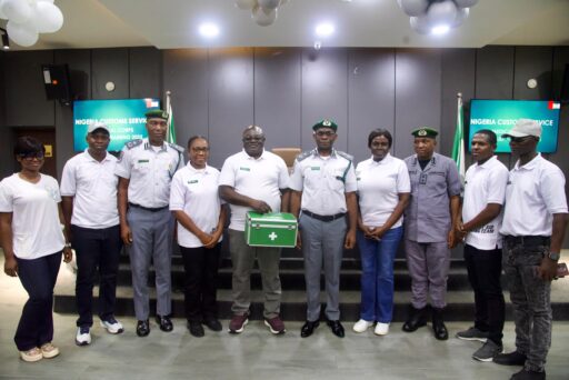 Medical team from Nigeria Customs Service during training officers and men of Apapa command on first sid