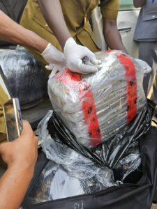 347.5kg of Canadian Loud seized at the Apapa Port Command of the Nigeria Customs Service