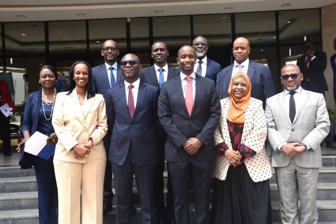 L-R Fromt Row: Executive Assistant to the Chief Executive Officer, Capital Markets Authority (CMA) Rwanda Stella Karekezi, CEO CMA Rwanda Mr. Ngarambe Romeo, Director-General, Securities Exchange Commission (SEC) Nigeria, Dr. Emomotimi Agama, Edecutive Commissioner Corporate Services Hajia Samiya Usman and Executive Commisisoner Operations Mr. Bola Ajomale during the signing of a Memorandum of Understanding (MoU) to deepen collaboration between the two capital market regulators in Abuja, Monday. L-R: Chief Executive Officer, Capital Markets Authority (CMA) Rwanda, Mr. Ngarambe Romeo, and Director-General, Securities and Exchange Commission (SEC) Nigeria, Dr. Emomotimi Agama during the signing of a Memorandum of Understanding (MoU) to deepen collaboration between the two capital market regulators in Abuja, Monday.